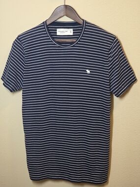 Abercrombie & Fitch Navy and White Stripe Short Sleeve Tee Preppy Nautical Med.
